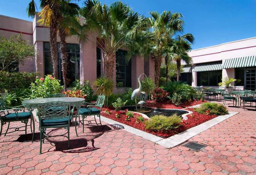 Hilton New Orleans Airport 