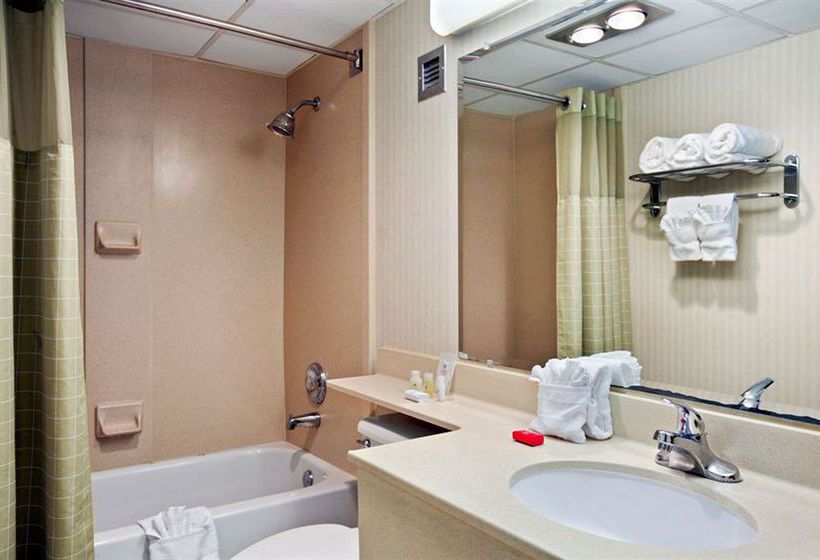 Hotel Ramada Conference Center Salina  | Salina | Kansas | United States 10