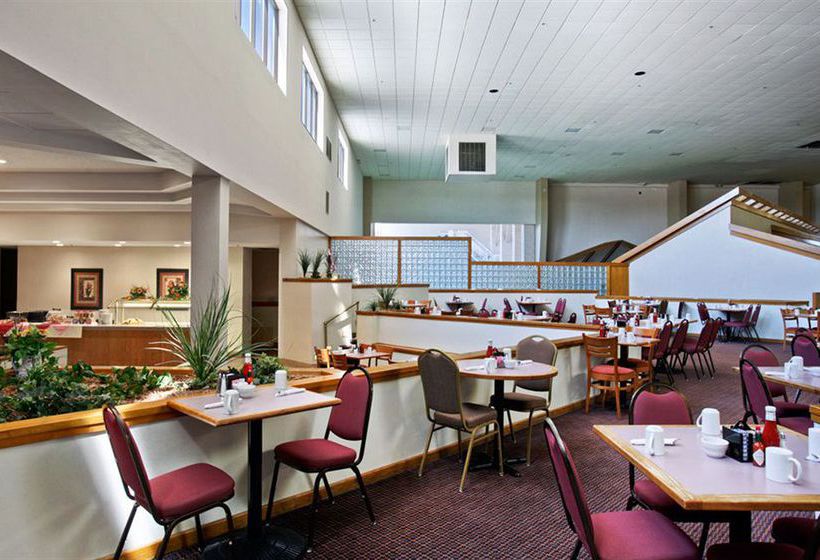 Hotel Ramada Conference Center Salina  | Salina | Kansas | United States 4