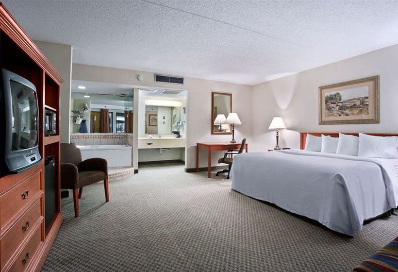 Hotel Ramada Conference Center Salina  | Salina | Kansas | United States 9