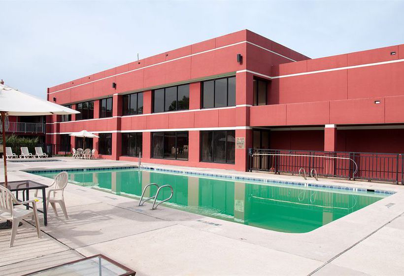 Magnuson Grand Hotel & Conference Center Hammond  | Hammond | Louisiana | United States 12