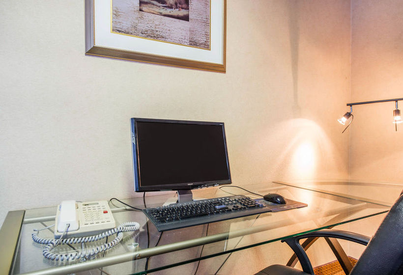 Hotel Clarion Inn  | Pueblo | Colorado | United States 12