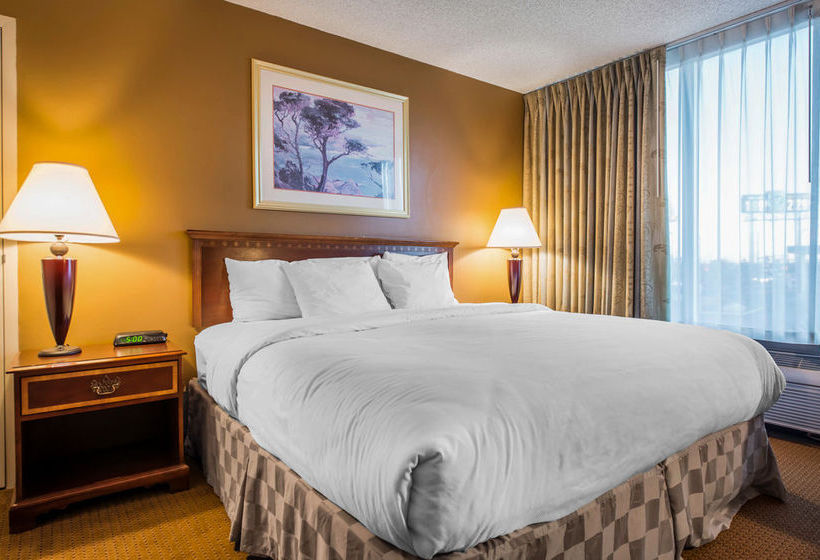 Hotel Clarion Inn  | Pueblo | Colorado | United States 19
