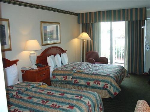 Hotel Garden  | Anderson | Indiana | United States 13