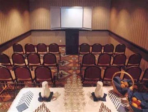 Hotel Garden  | Anderson | Indiana | United States 5