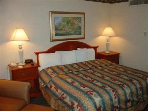 Hotel Garden  | Anderson | Indiana | United States 8