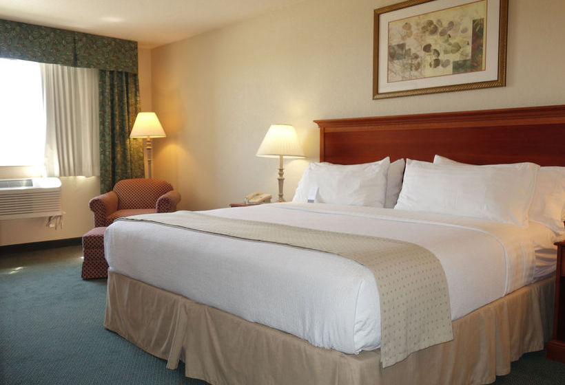 Hotel Holiday Inn Sidney (I-80 & Hwy 385)  | Sidney | Nebraska | United States 13