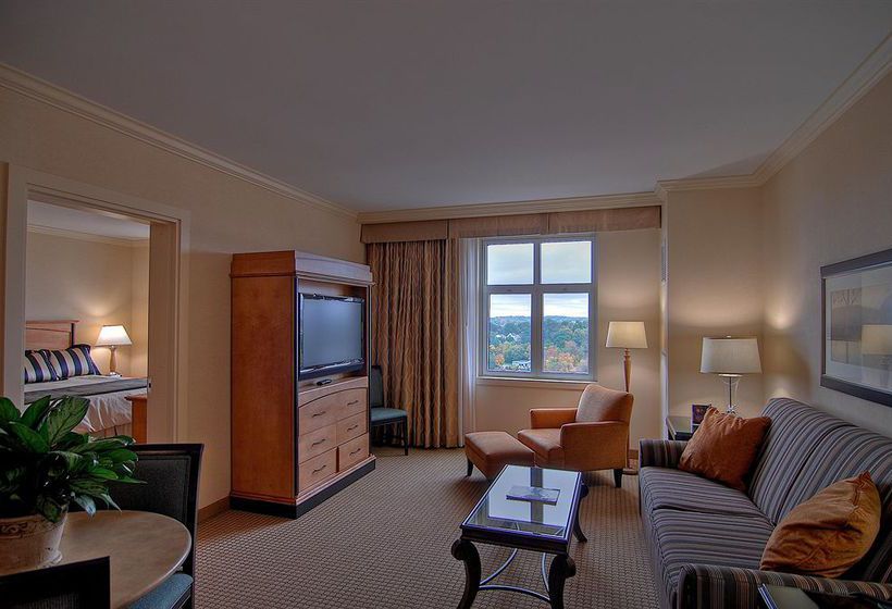Hollywood Casino Hotel & Raceway   | Bangor | Maine | United States 13