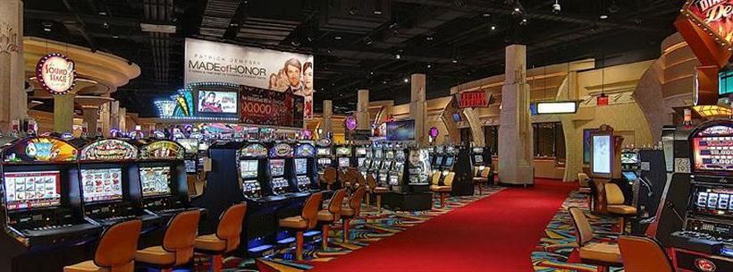 Hollywood Casino Hotel & Raceway   | Bangor | Maine | United States 8