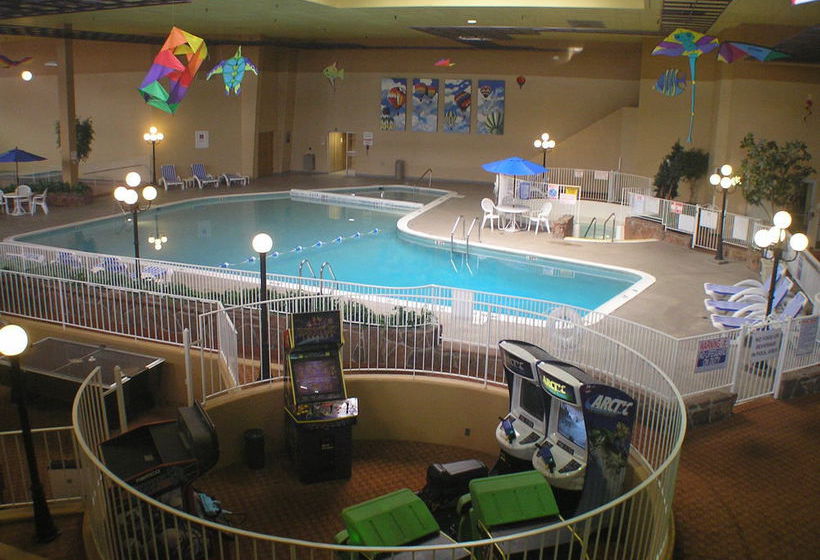 Clarion Hotel Conference Center  | Davenport | Iowa | United States 5