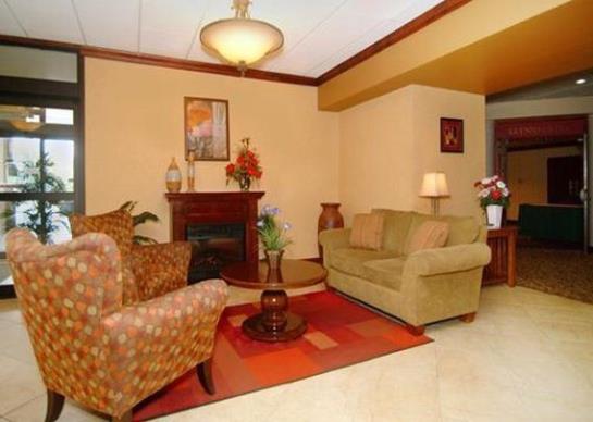 Clarion Hotel Conference Center  | Davenport | Iowa | United States 9