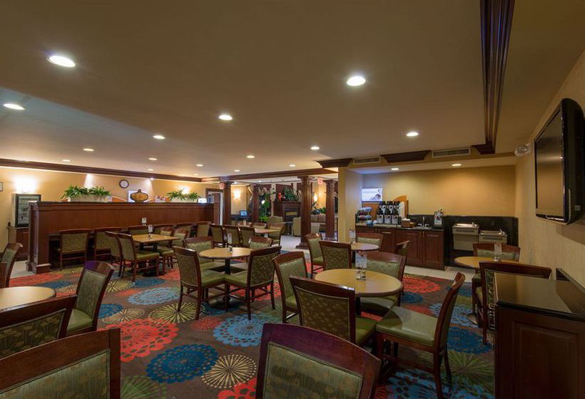 Hotel Holiday Inn Express Asheville Biltmore Square Mall  | Asheville | North Carolina | United States 17