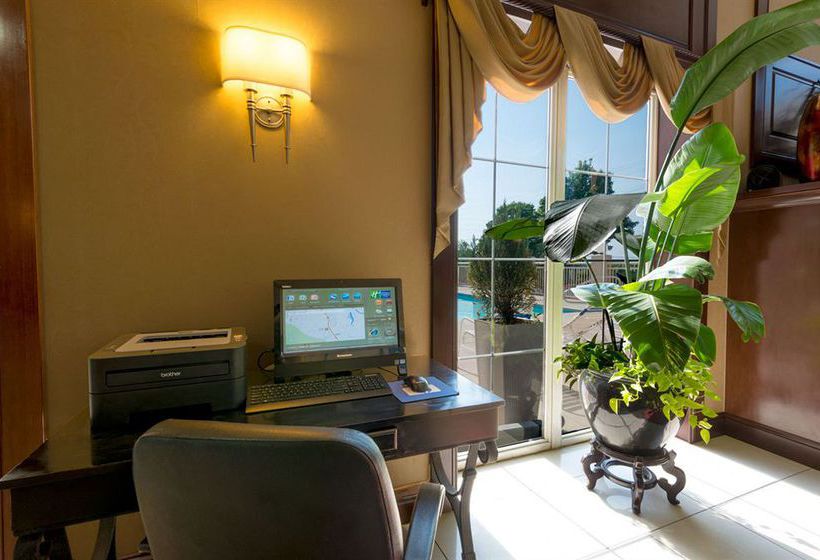 Hotel Holiday Inn Express Asheville Biltmore Square Mall  | Asheville | North Carolina | United States 18