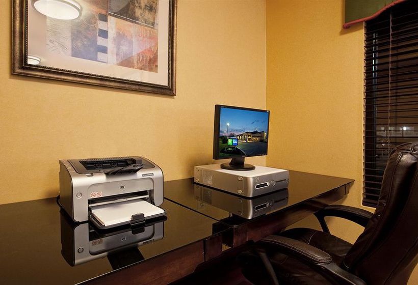 Hotel Holiday Inn Express LONDON-I-70  | London | Ohio | United States 17