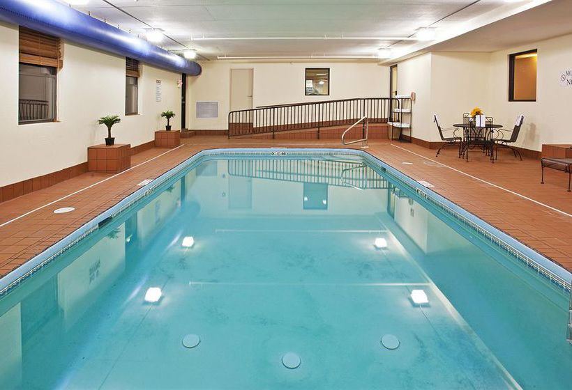 Hotel Holiday Inn Express LONDON-I-70  | London | Ohio | United States 18