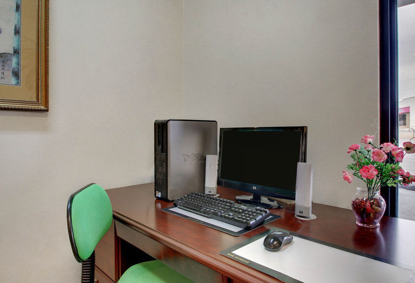 Hotel Quality Inn Clinton  | Clinton | Mississippi | United States 6