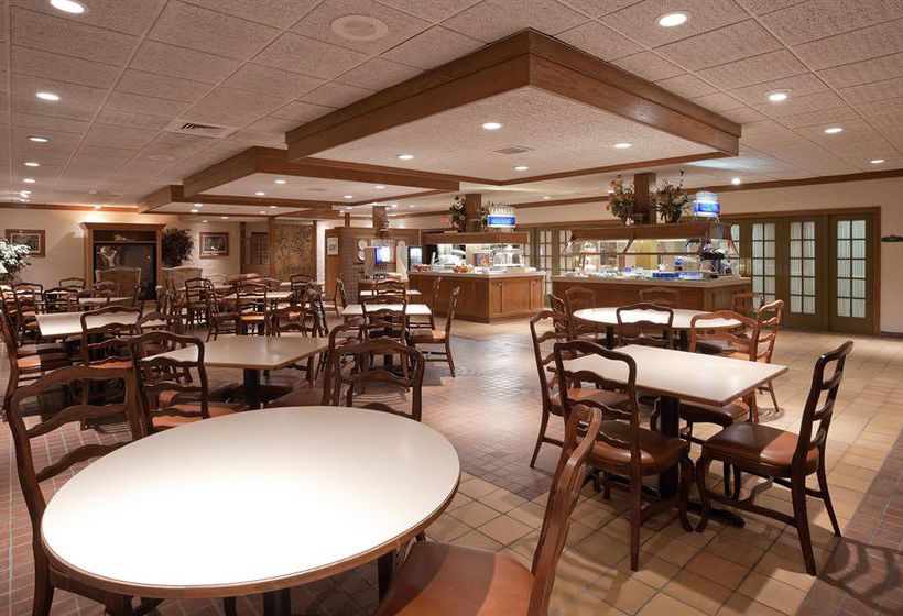 Hotel Holiday Inn Express Perrysburg (I-75)  | Perrysburg | Ohio | United States 3
