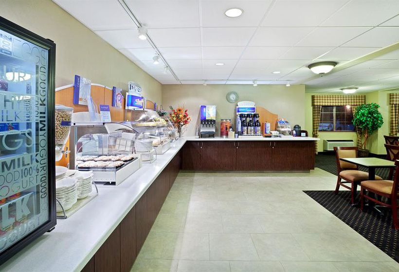 Hotel Holiday Inn Express Portland Airport  | Portland | Oregon | United States 7