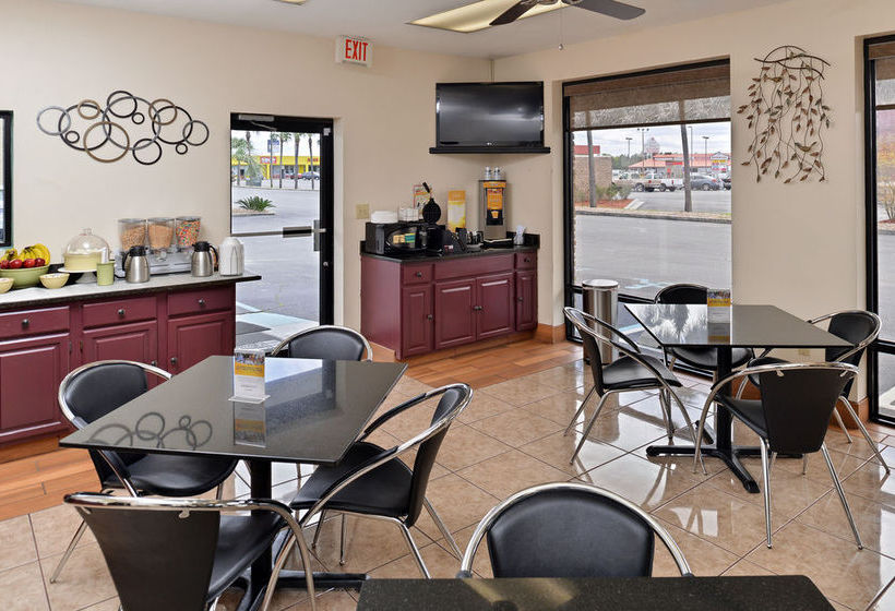 Hotel Quality Inn Lake Park  | Lake Park | Georgia | United States 16