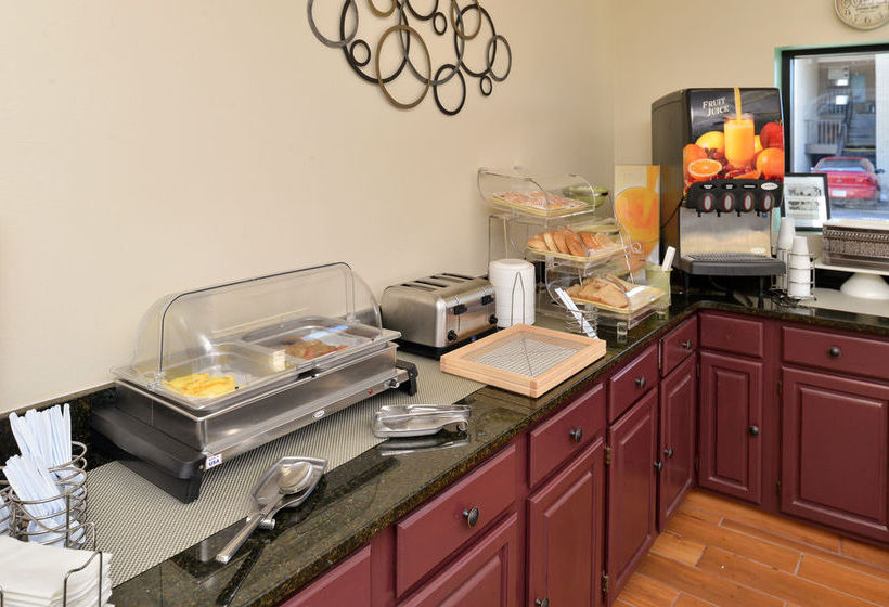 Hotel Quality Inn Lake Park  | Lake Park | Georgia | United States 4