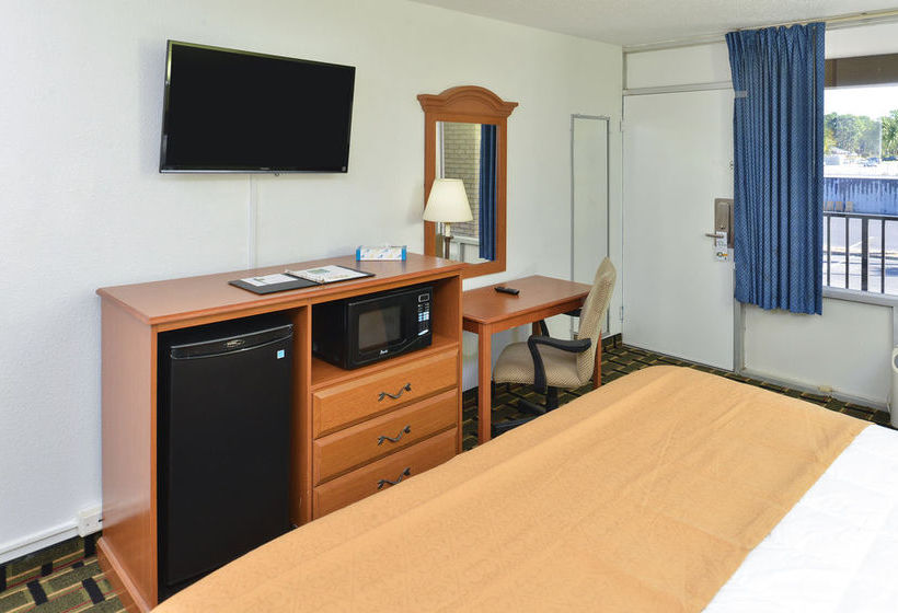 Hotel Quality Inn Lake Park  | Lake Park | Georgia | United States 5