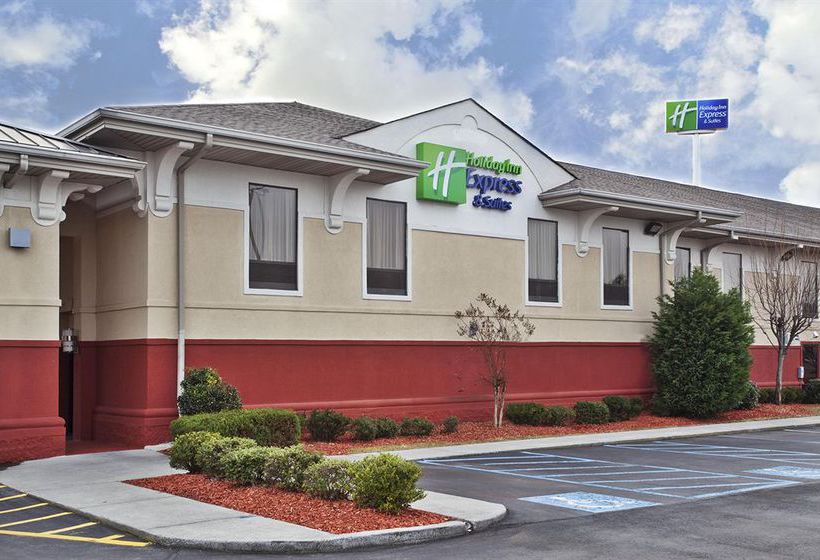 Hotel Holiday Inn Express Calhoun  | Calhoun | Georgia | United States 15