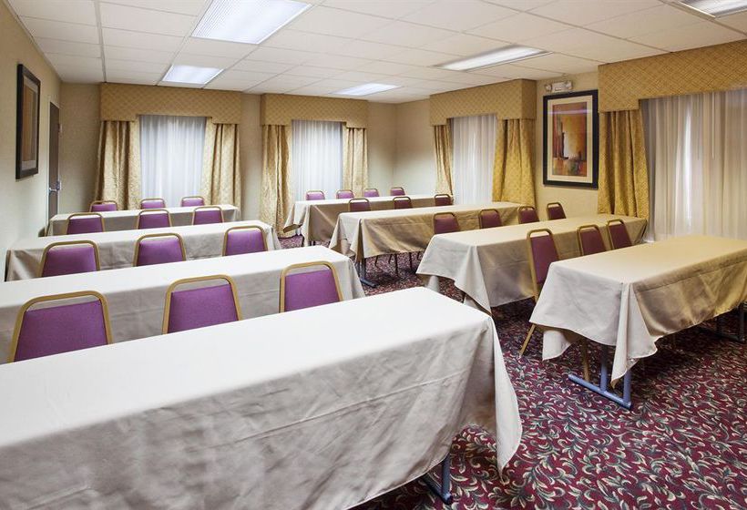 Hotel Holiday Inn Express Calhoun  | Calhoun | Georgia | United States 17