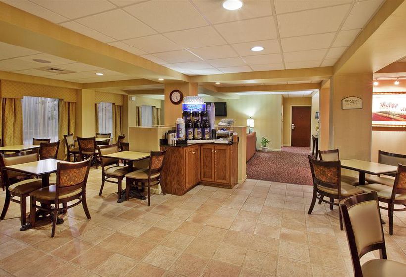 Hotel Holiday Inn Express Calhoun  | Calhoun | Georgia | United States 6