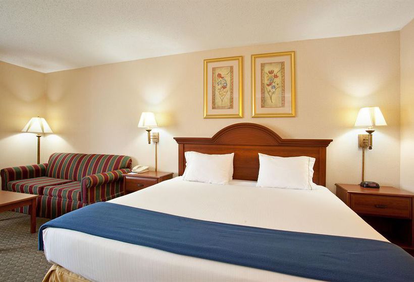 Hotel Holiday Inn Express Lincoln  | Lincoln | Illinois | United States 14