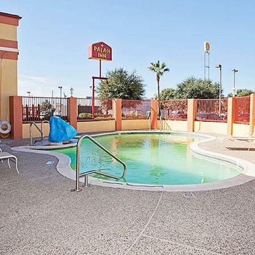 Hotel Super 8 Tomball  | Tomball | Texas | United States 13