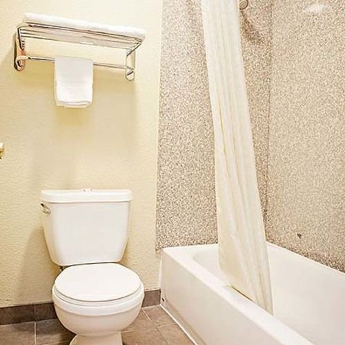 Hotel Super 8 Tomball  | Tomball | Texas | United States 7