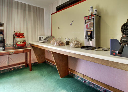 Hotel Broadbent Inn & Suites  | Cadiz | Kentucky | United States 15