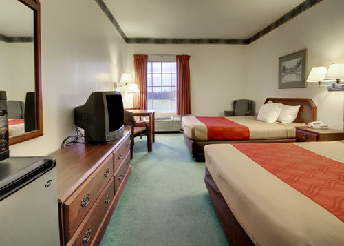 Hotel Broadbent Inn & Suites  | Cadiz | Kentucky | United States 4