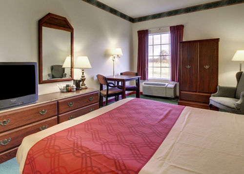 Hotel Broadbent Inn & Suites  | Cadiz | Kentucky | United States 5