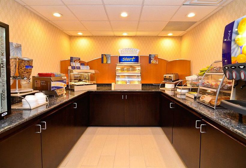 Hotel Holiday Inn Express Atlanta-Stone Mountain  | Stone Mountain | Georgia | United States 9