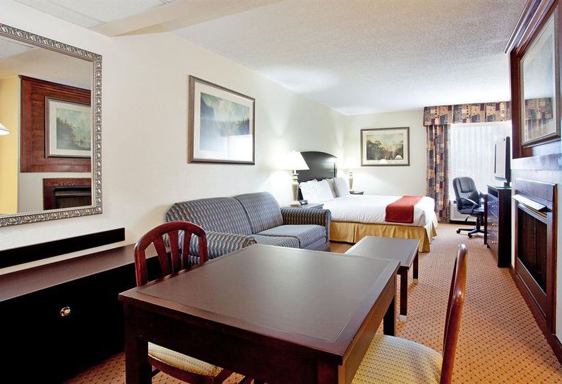Hotel Holiday Inn Express Chester  | Chester | Virginia | United States 12