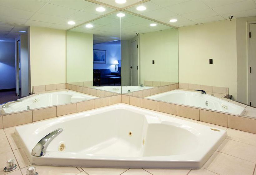 Hotel Holiday Inn Express Chester  | Chester | Virginia | United States 14