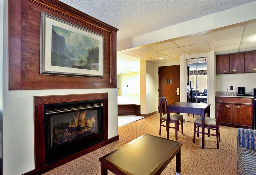 Hotel Holiday Inn Express Chester  | Chester | Virginia | United States 15