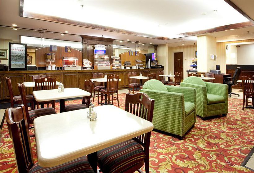 Hotel Holiday Inn Express Chester  | Chester | Virginia | United States 6