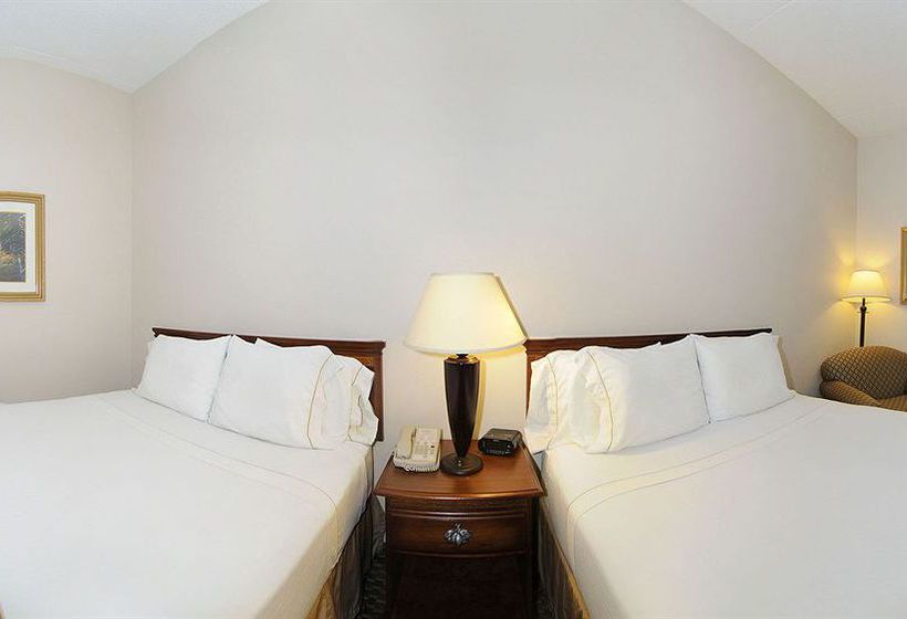 Hotel Baymont Inn & Suites Lafayette  | Lafayette | Indiana | United States 15