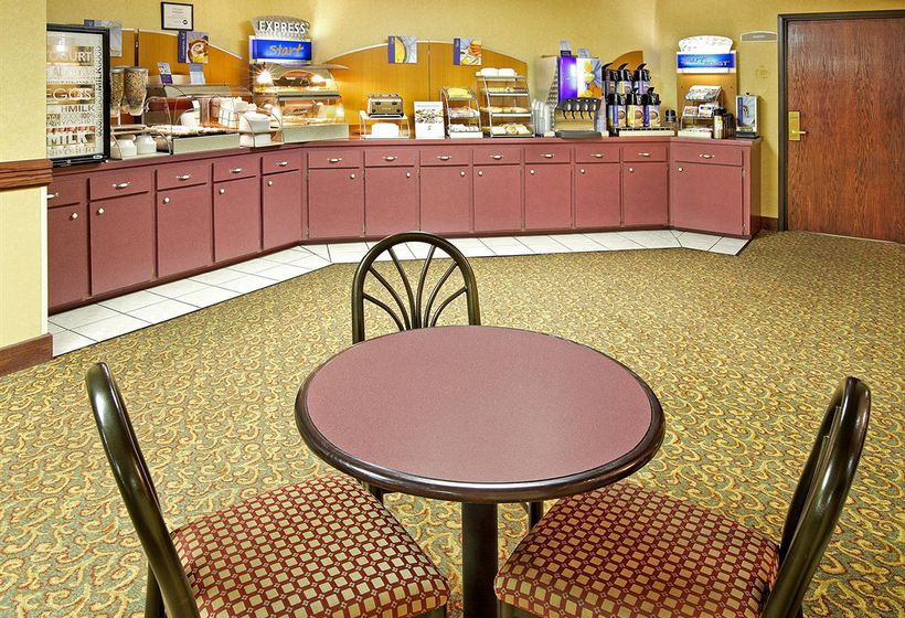 Hotel Holiday Inn Express Bentonville  | Bentonville | Arkansas | United States 1