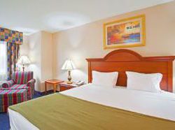 Hotel Baymont Inn & Suites Galesburg  | Galesburg | Illinois | United States 19