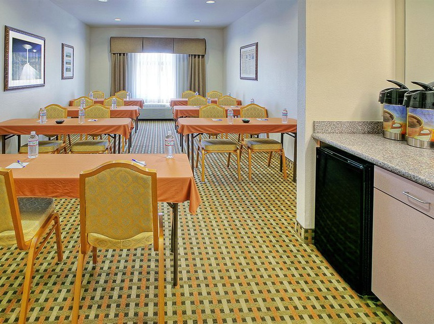 Hotel Holiday Inn Express Roswell  | Roswell | New Mexico | United States 9