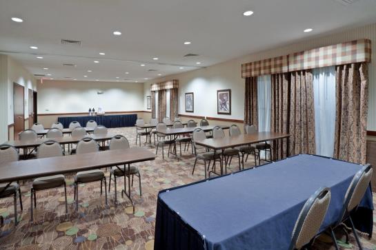 Hotel Holiday Inn Express Dodge City  | Dodge City | Kansas | Estados Unidos 5