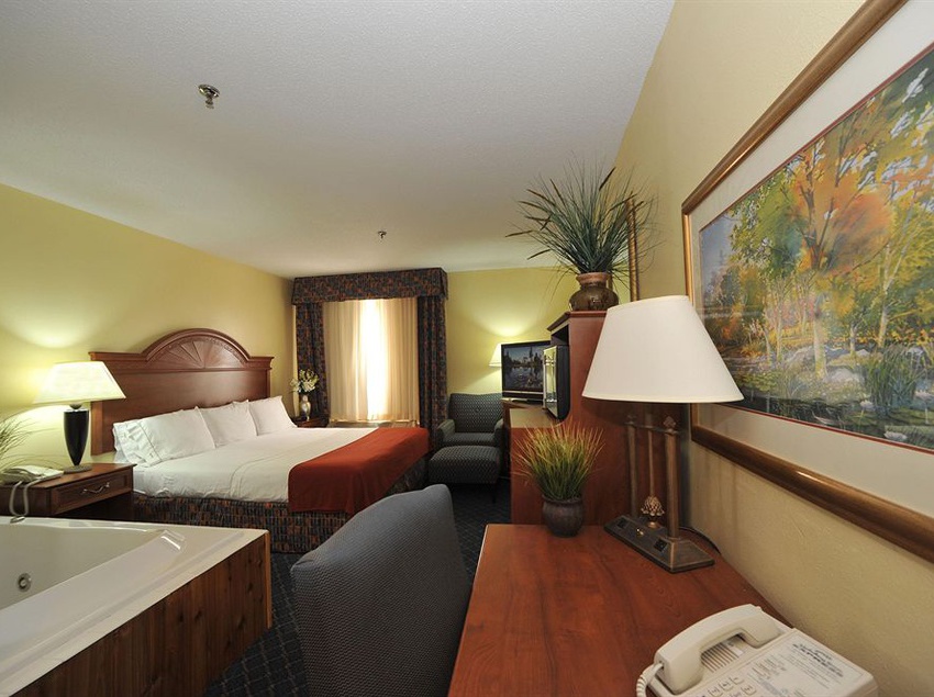 Hotel Holiday Inn Express Bemidji 	  | Bemidji | Minnesota | United States 11