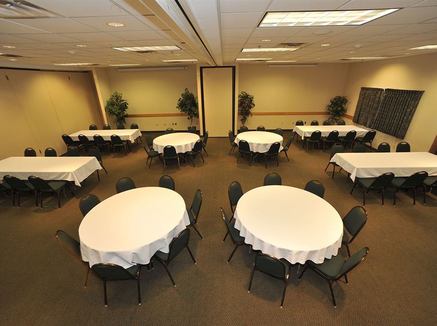 Hotel Holiday Inn Express Bemidji 	  | Bemidji | Minnesota | United States 15