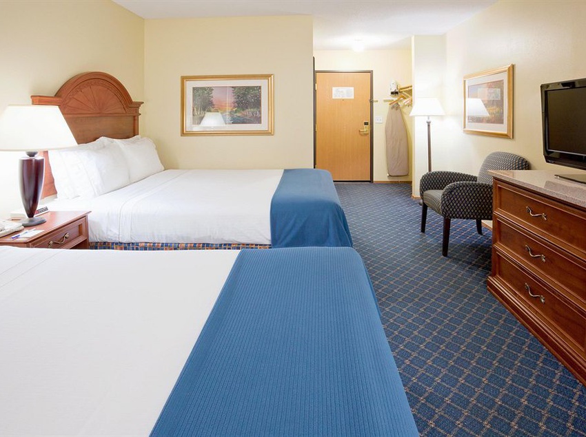 Hotel Holiday Inn Express Bemidji 	  | Bemidji | Minnesota | United States 16