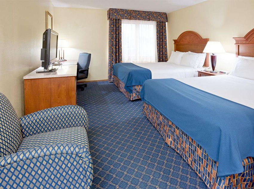 Hotel Holiday Inn Express Bemidji 	  | Bemidji | Minnesota | United States 17