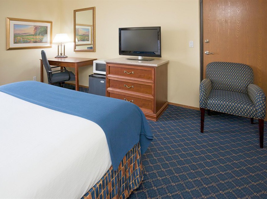 Hotel Holiday Inn Express Bemidji 	  | Bemidji | Minnesota | United States 18