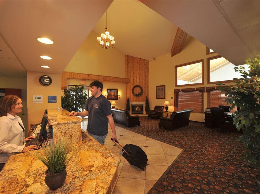 Hotel Holiday Inn Express Bemidji 	  | Bemidji | Minnesota | United States 5